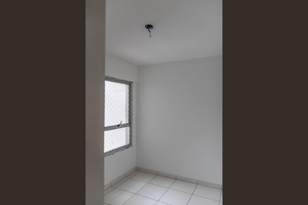Apartamento à venda com 75m², 3 quartos e 2 vagasQuarto 2