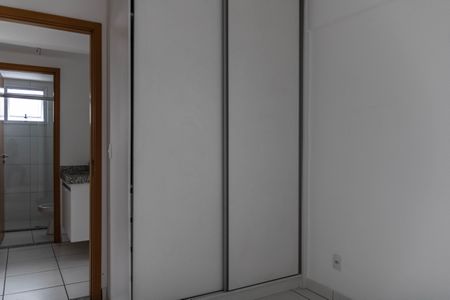 Apartamento à venda com 75m², 3 quartos e 2 vagasQuarto 2