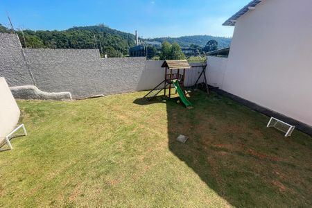 Casa de condomínio para alugar com 59m², 2 quartos e 2 vagasÁrea comum - Playground