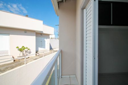 Casa de condomínio para alugar com 59m², 2 quartos e 2 vagasVaranda Quarto 1