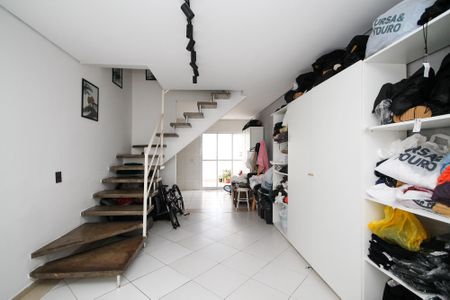 Sala de casa de condomínio para alugar com 2 quartos, 59m² em Outeiro de Passárgada, Cotia