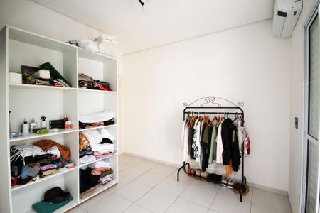 Quarto 1 de casa de condomínio para alugar com 2 quartos, 59m² em Outeiro de Passárgada, Cotia