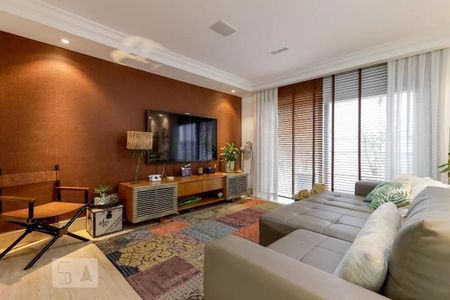 Casa de condomínio à venda com 790m², 4 quartos e 6 vagasSala 