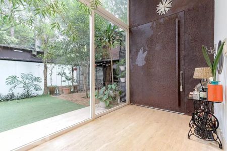 Casa de condomínio à venda com 790m², 4 quartos e 6 vagasÁrea externa