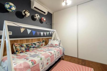Casa de condomínio à venda com 790m², 4 quartos e 6 vagasQuarto 
