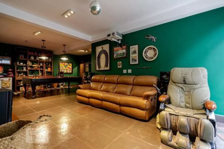 Casa de condomínio à venda com 790m², 4 quartos e 6 vagasSala 