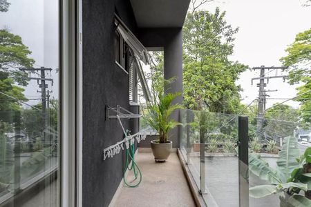 Casa de condomínio à venda com 790m², 4 quartos e 6 vagasÁrea externa