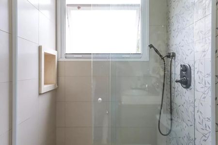 Casa de condomínio à venda com 790m², 4 quartos e 6 vagasBanheiro 