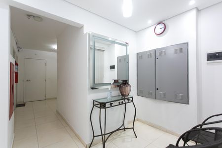 Apartamento à venda com 50m², 2 quartos e 1 vaga Apartamento à venda com 50m², 2 quartos e 1 vagaHall Social