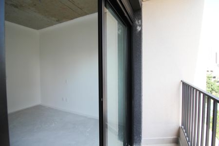 Apartamento à venda com 88m², 2 quartos e 1 vagaVaranda da Suíte 1 