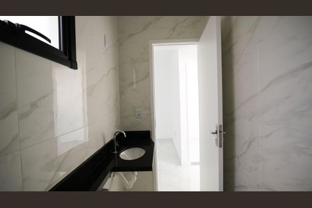 Apartamento à venda com 82m², 2 quartos e 1 vagaBanheiro Social