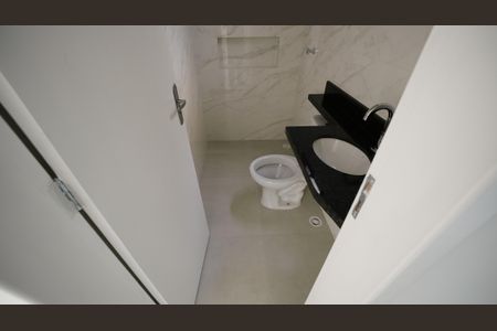 Apartamento à venda com 82m², 2 quartos e 1 vagaBanheiro Social