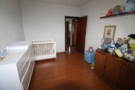 Apartamento para alugar com 200m², 4 quartos e 3 vagasQuarto 2