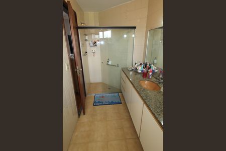 Apartamento para alugar com 200m², 4 quartos e 3 vagasBanheiro da Suíte