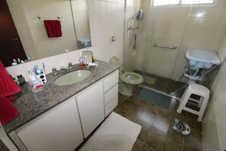 Apartamento para alugar com 200m², 4 quartos e 3 vagasBanheiro