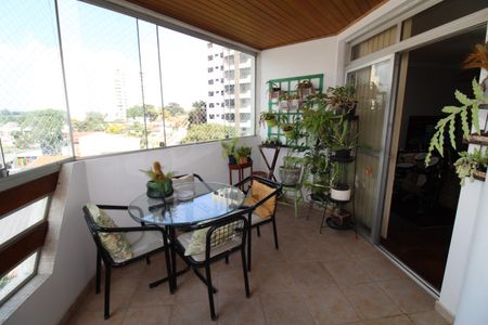 Sacada de apartamento para alugar com 4 quartos, 200m² em Vila Betania, São José dos Campos