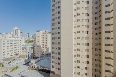 Vista da Sala de apartamento para alugar com 2 quartos, 74m² em Pinheiros, São Paulo