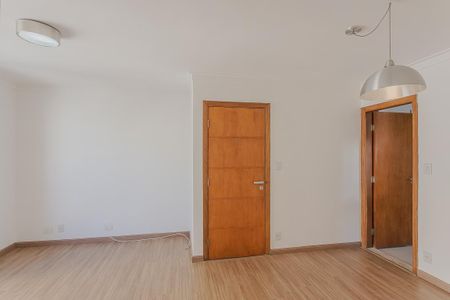 Sala de apartamento para alugar com 2 quartos, 74m² em Pinheiros, São Paulo