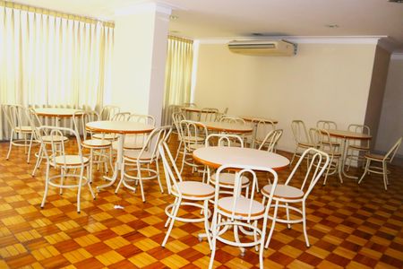 Apartamento à venda com 99m², 2 quartos e 1 vagaSalão de Festas