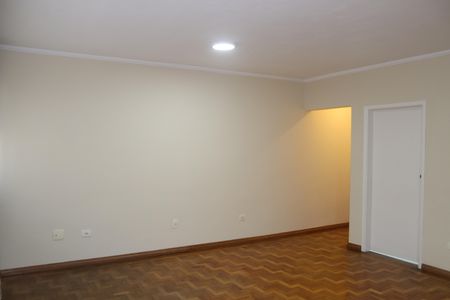 Apartamento à venda com 99m², 2 quartos e 1 vagaSala