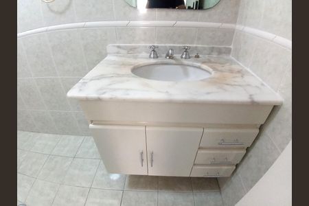 Apartamento à venda com 99m², 2 quartos e 1 vagaBanheiro