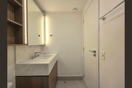 Apartamento para alugar com 63m², 1 quarto e sem vagaBanheiro da Suíte