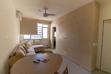 Sala de apartamento para alugar com 2 quartos, 80m² em Icaraí, Niterói