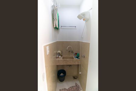 Apartamento para alugar com 80m², 2 quartos e 1 vagaBanheiro de serviço