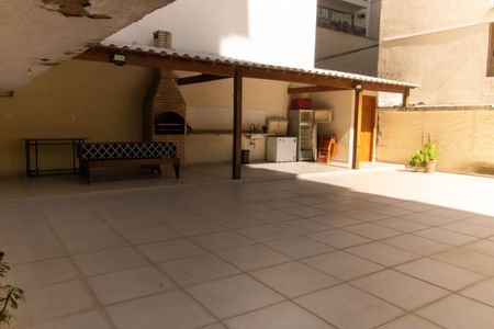 Apartamento para alugar com 80m², 2 quartos e 1 vagaÁrea comum