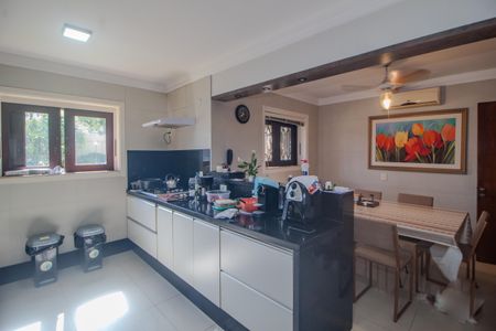 Casa de condomínio para alugar com 440m², 7 quartos e 4 vagasCozinha