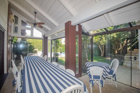 Casa de condomínio para alugar com 440m², 7 quartos e 4 vagasQuintal/Churrasqueira/Piscina