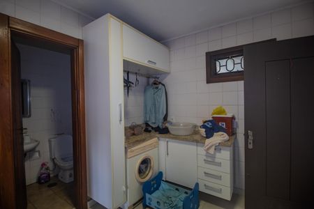 Casa de condomínio para alugar com 440m², 7 quartos e 4 vagasÁrea de Serviço