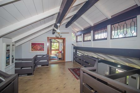 Casa de condomínio para alugar com 440m², 7 quartos e 4 vagasSala 2