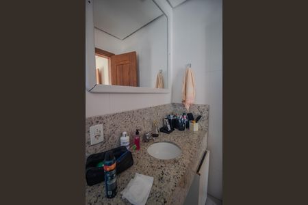 Casa de condomínio para alugar com 440m², 7 quartos e 4 vagasBanheiro da Suíte 3