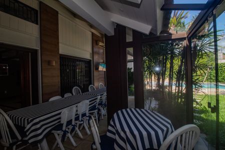 Casa de condomínio para alugar com 440m², 7 quartos e 4 vagasQuintal/Churrasqueira/Piscina
