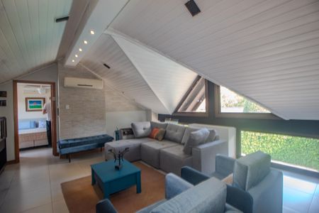 Casa de condomínio para alugar com 440m², 7 quartos e 4 vagasSala 3