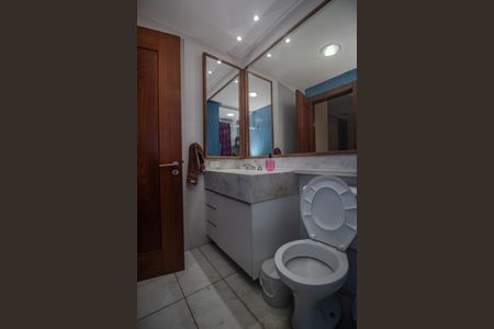 Casa de condomínio para alugar com 440m², 7 quartos e 4 vagasBanheiro da Suíte 2