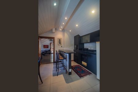 Casa de condomínio para alugar com 440m², 7 quartos e 4 vagasSala 3