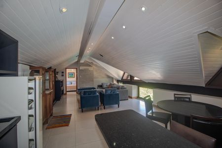 Casa de condomínio para alugar com 440m², 7 quartos e 4 vagasSala 3