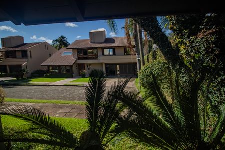 Casa de condomínio para alugar com 440m², 7 quartos e 4 vagasVista