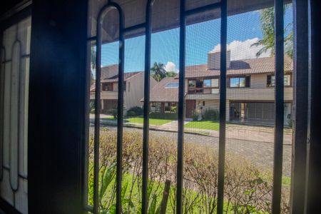 Casa de condomínio para alugar com 440m², 7 quartos e 4 vagasVista