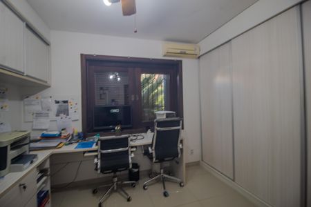 Casa de condomínio para alugar com 440m², 7 quartos e 4 vagasQuarto 