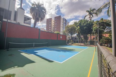 Casa de condomínio para alugar com 440m², 7 quartos e 4 vagasQuadra Esportiva