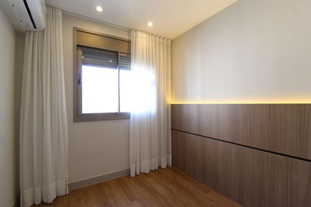 Quarto 1 de apartamento para alugar com 2 quartos, 62m² em Indianópolis, São Paulo