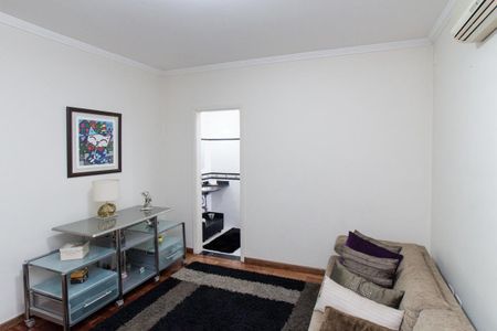 Casa à venda com 350m², 4 quartos e 7 vagasSuíte 3