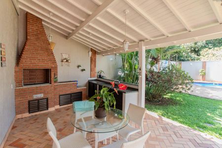 Casa à venda com 350m², 4 quartos e 7 vagasÁrea gourmet