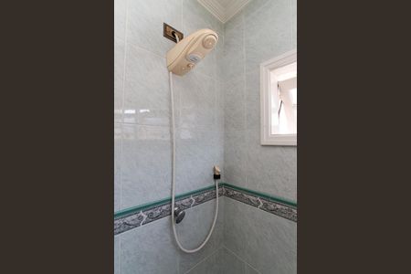 Casa à venda com 350m², 4 quartos e 7 vagasBanheiro da Suíte 4