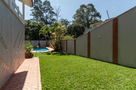 Casa à venda com 350m², 4 quartos e 7 vagasPiscina e Jardim