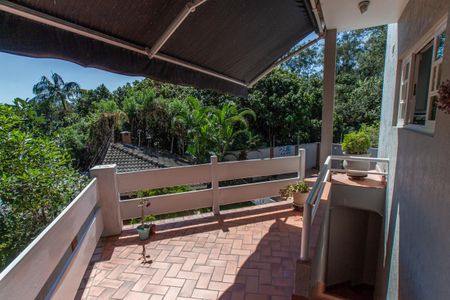 Casa à venda com 350m², 4 quartos e 7 vagasCozinha - Varanda