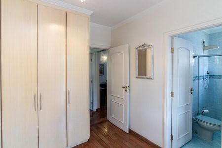 Casa à venda com 350m², 4 quartos e 7 vagasSuíte 4